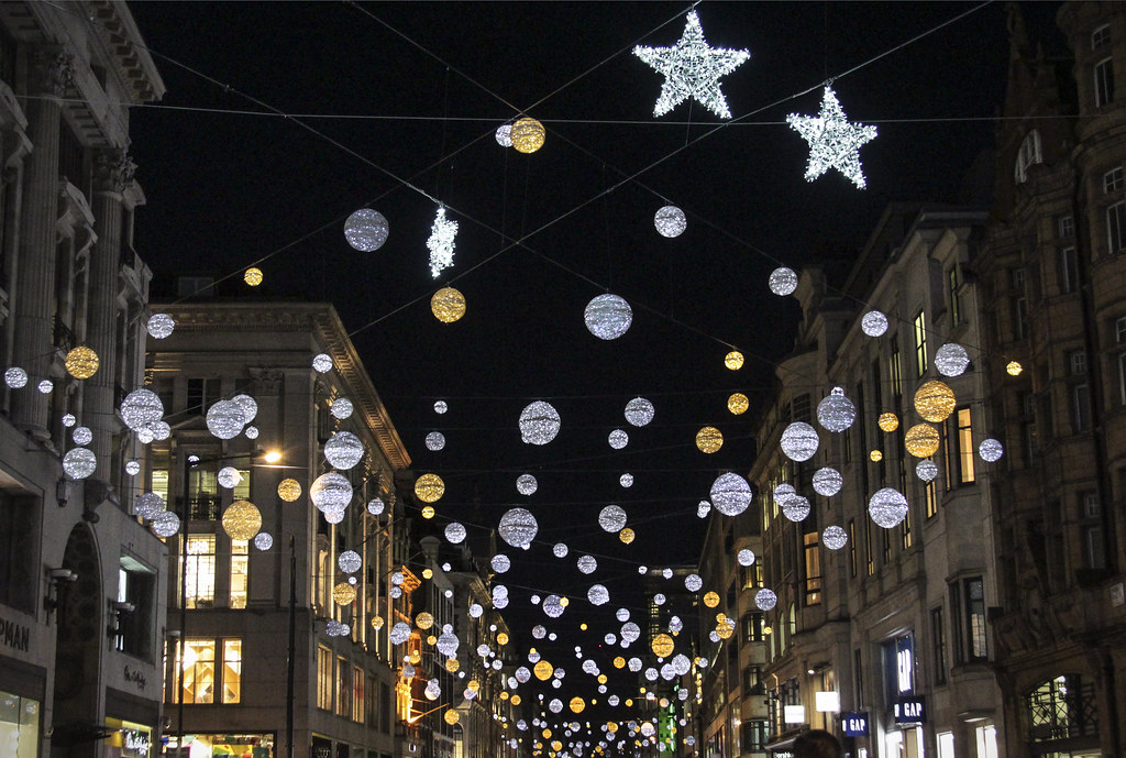 christmas time mistletoe and winehouse